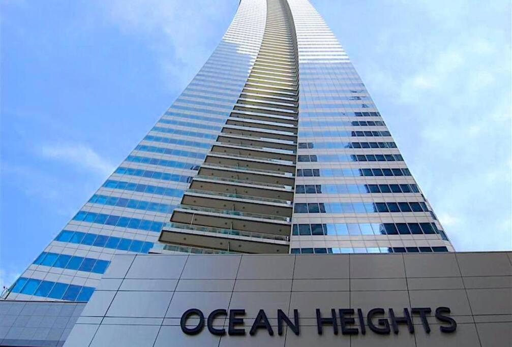 1 Bed Apartment With Sea View, Pool, Gym & Free Parking In Dubai Marina Exterior foto
